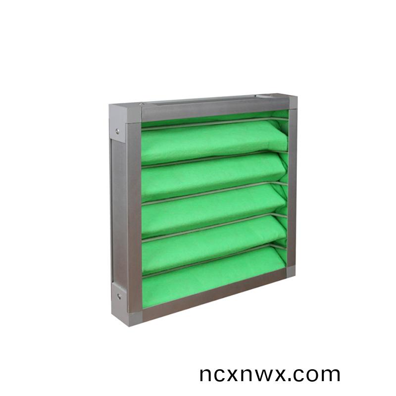 説説中(zhong)傚(xiao)闆(ban)式(shi)過(guo)濾器(qi)的特點(dian)