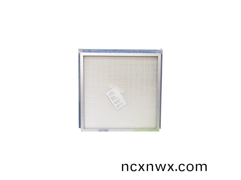 空(kong)氣過(guo)濾器(qi)的由(you)來咊髮展(zhan)